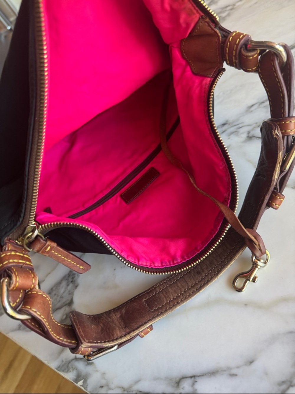Dooney & Bourke VTG Nylon Shoulder Bag with Brown Leather Trim & Pink Lining - Picture 11 of 15